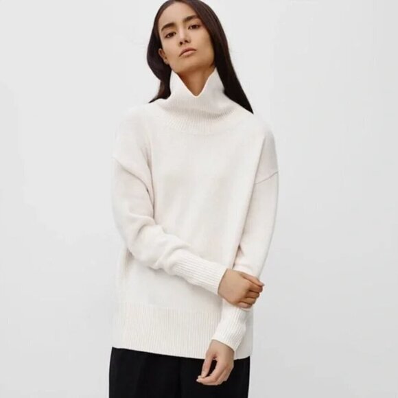 Aritzia Sweaters - Aritzia Babaton Nicolas Wool & Cashmere Knit Sweater Ivory Cream Size XS
